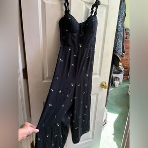Wild fable Navy blue ditsy flower jumpsuit! NEW Never worn! (Tags taken off tho)